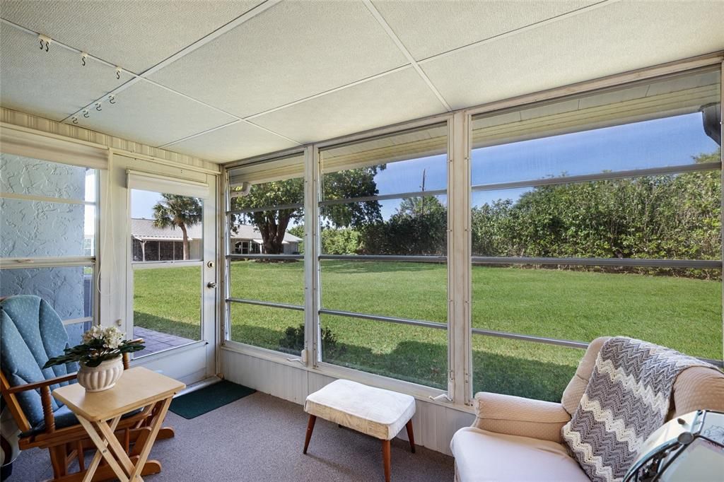 Active With Contract: $130,000 (2 beds, 2 baths, 1030 Square Feet)