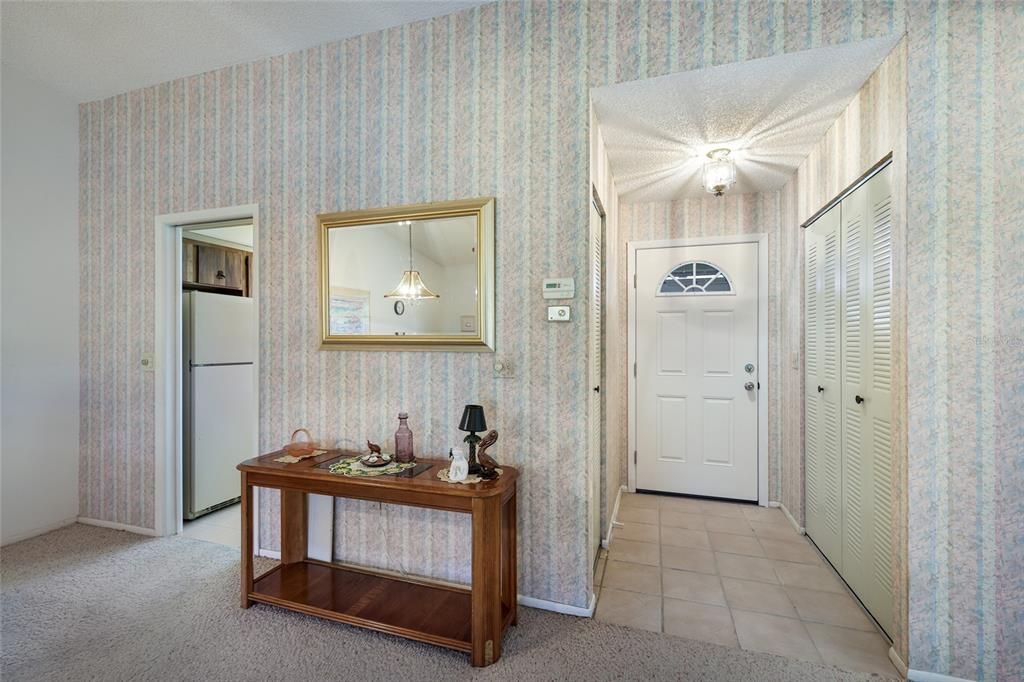 Active With Contract: $130,000 (2 beds, 2 baths, 1030 Square Feet)