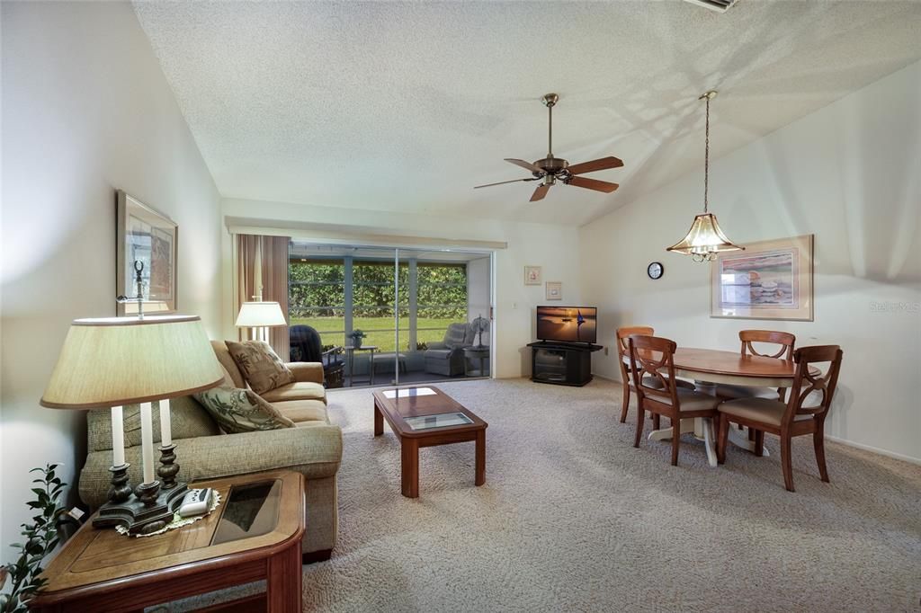 Active With Contract: $130,000 (2 beds, 2 baths, 1030 Square Feet)