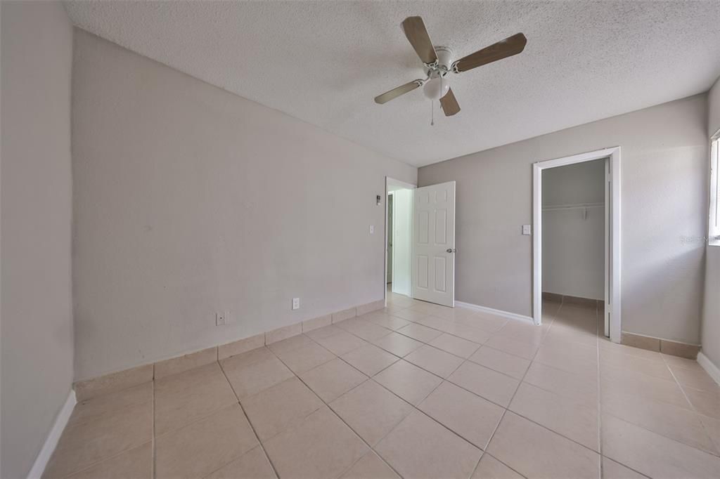 For Sale: $2,000,000 (20 beds, 0 baths, 1287 Square Feet)