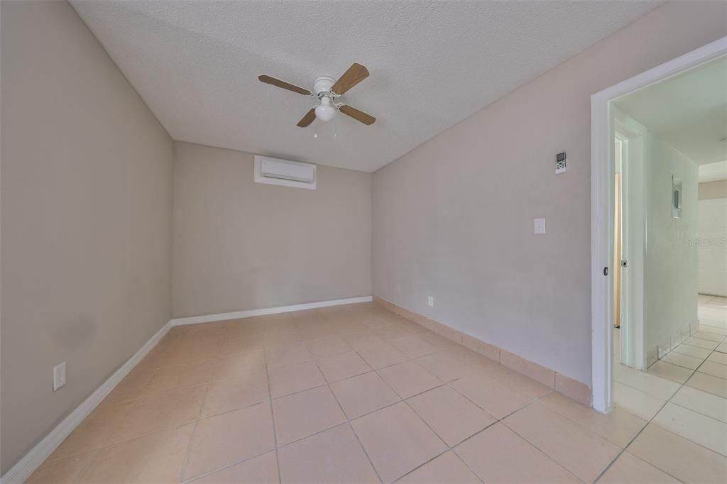 For Sale: $2,000,000 (20 beds, 0 baths, 1287 Square Feet)