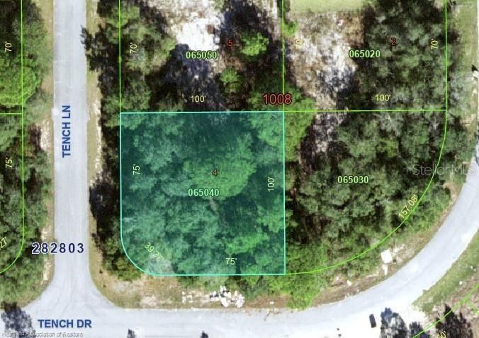 На продажу: $36,900 (0.23 acres)