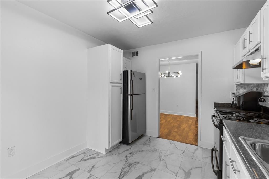 待售: $159,900 (3 贝兹, 2 浴室, 1500 平方英尺)