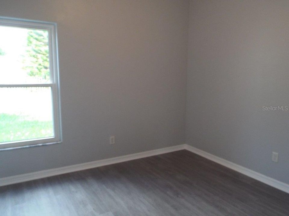 Active With Contract: $2,100 (4 beds, 2 baths, 1770 Square Feet)