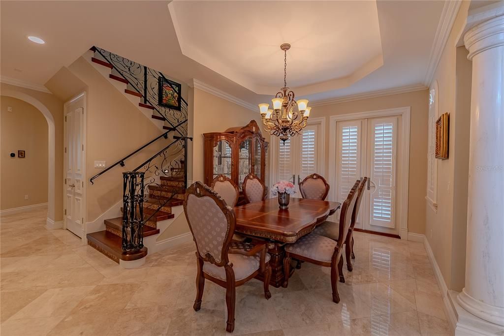 Activo con contrato: $3,050,000 (5 camas, 5 baños, 4450 Pies cuadrados)