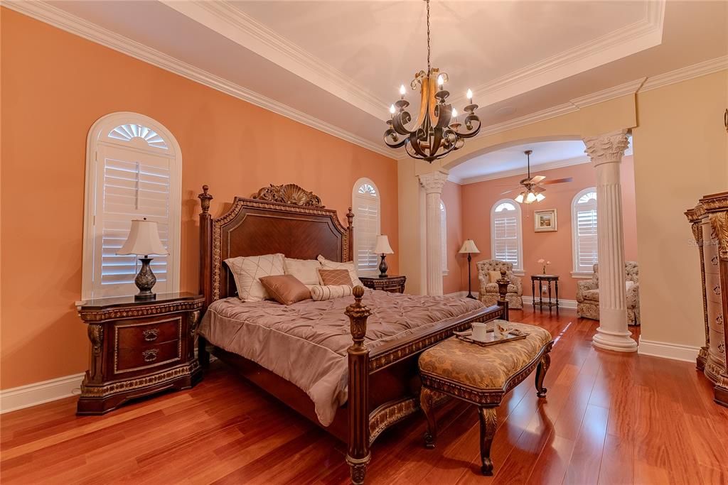 Activo con contrato: $3,050,000 (5 camas, 5 baños, 4450 Pies cuadrados)