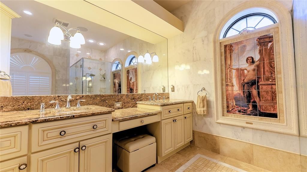 Activo con contrato: $3,050,000 (5 camas, 5 baños, 4450 Pies cuadrados)