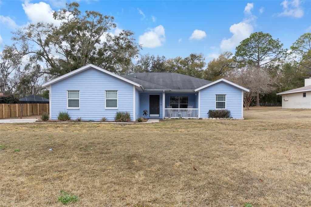 For Sale: $379,999 (3 beds, 2 baths, 1912 Square Feet)