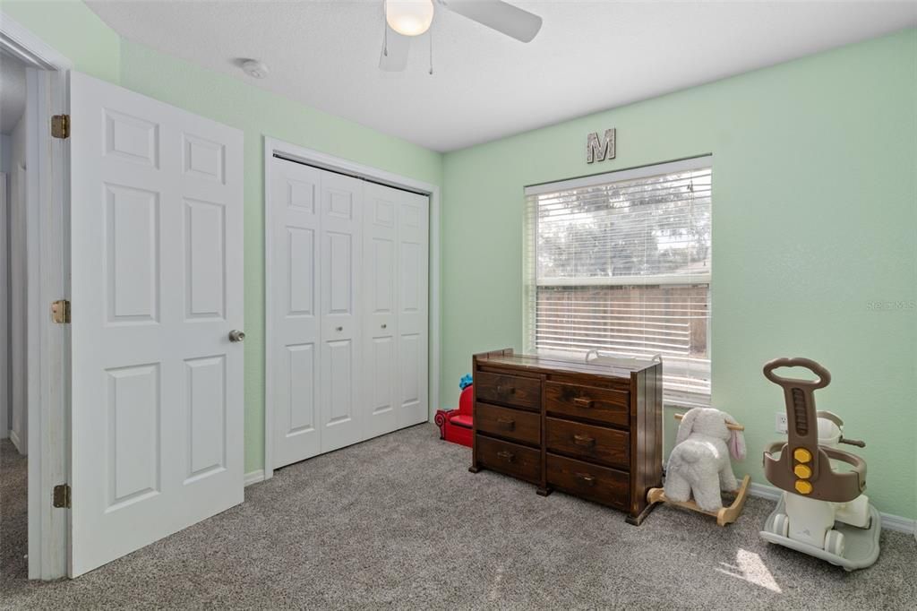 For Sale: $379,999 (3 beds, 2 baths, 1912 Square Feet)