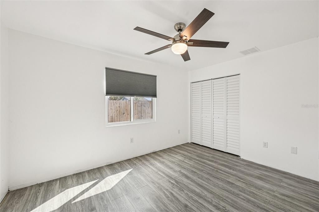 Activo con contrato: $289,900 (4 camas, 2 baños, 2036 Pies cuadrados)