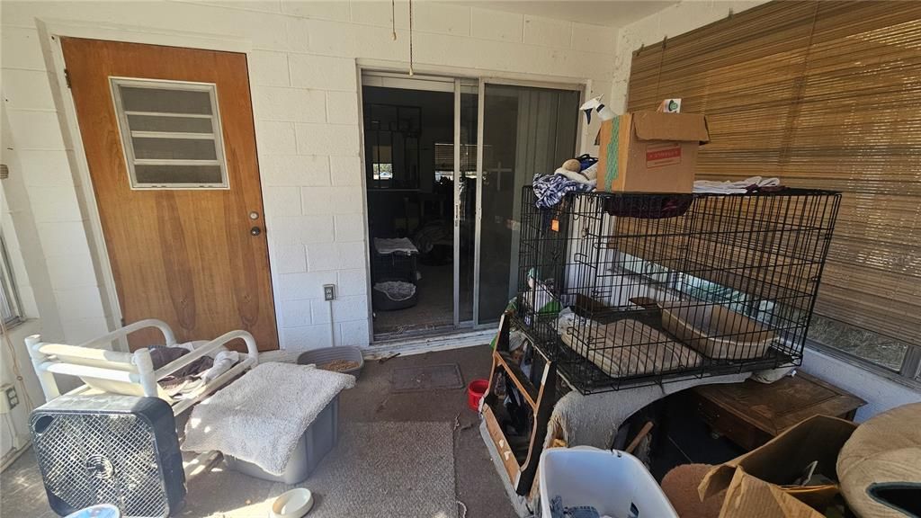 For Sale: $285,000 (3 beds, 1 baths, 1176 Square Feet)