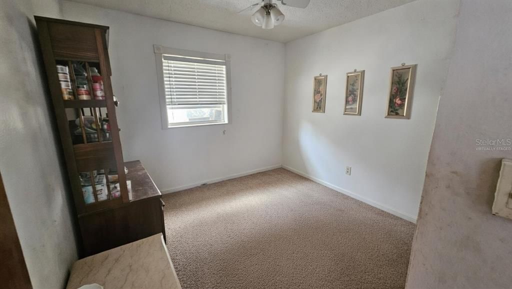 For Sale: $285,000 (3 beds, 1 baths, 1176 Square Feet)