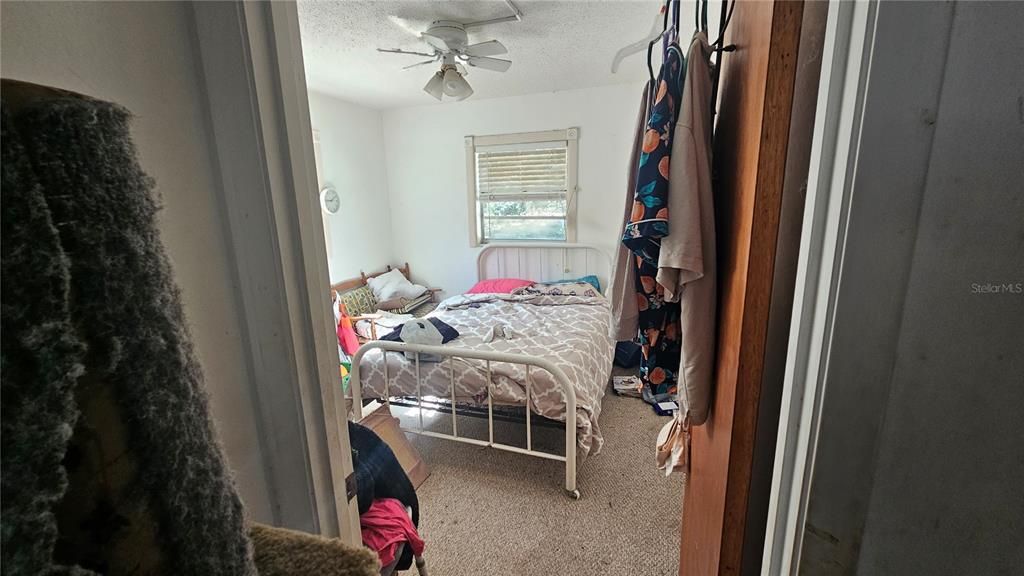 For Sale: $285,000 (3 beds, 1 baths, 1176 Square Feet)
