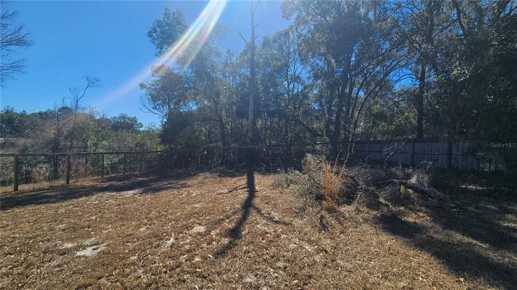 For Sale: $285,000 (3 beds, 1 baths, 1176 Square Feet)