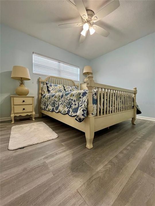 出租: $2,000 (2 贝兹, 1 浴室, 725 平方英尺)