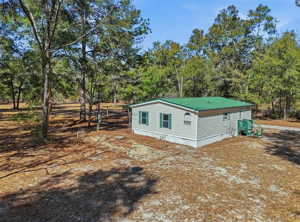 Recently Sold: $130,000 (2 beds, 2 baths, 972 Square Feet)