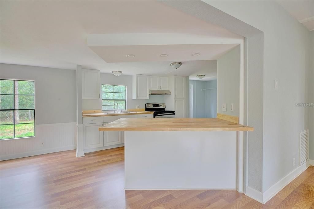 En Venta: $135,000 (3 camas, 2 baños, 1152 Pies cuadrados)