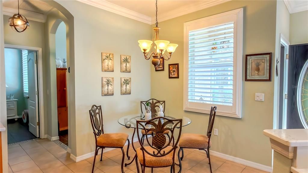 For Sale: $275,000 (2 beds, 2 baths, 1410 Square Feet)