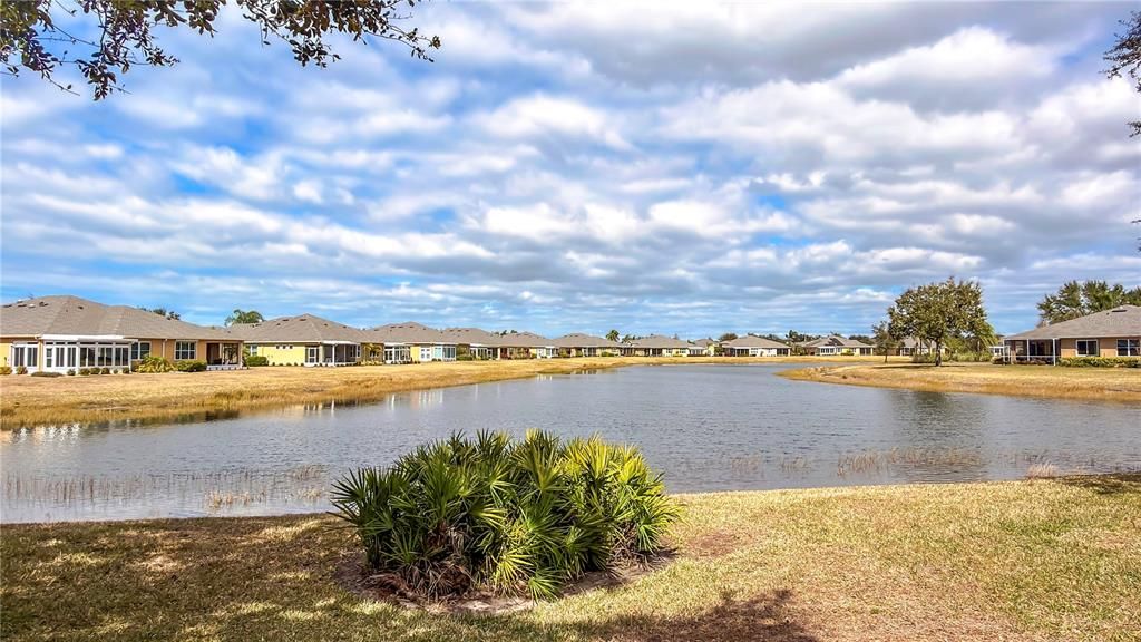 For Sale: $275,000 (2 beds, 2 baths, 1410 Square Feet)