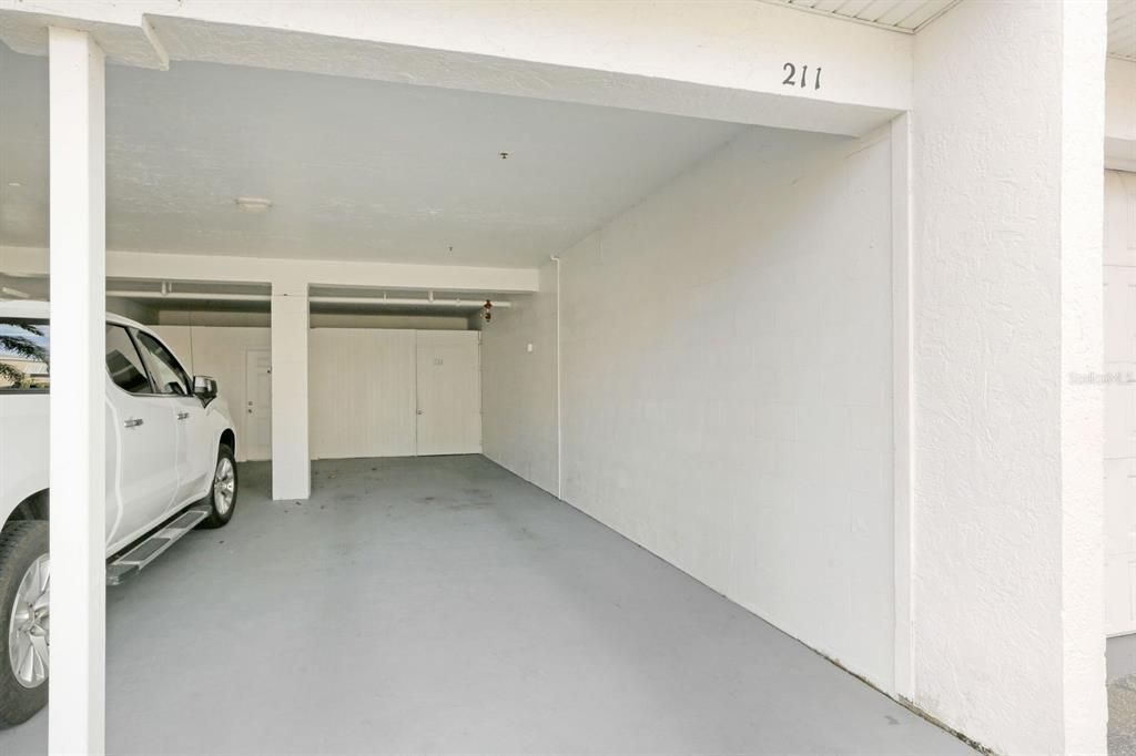 For Sale: $499,999 (2 beds, 2 baths, 980 Square Feet)
