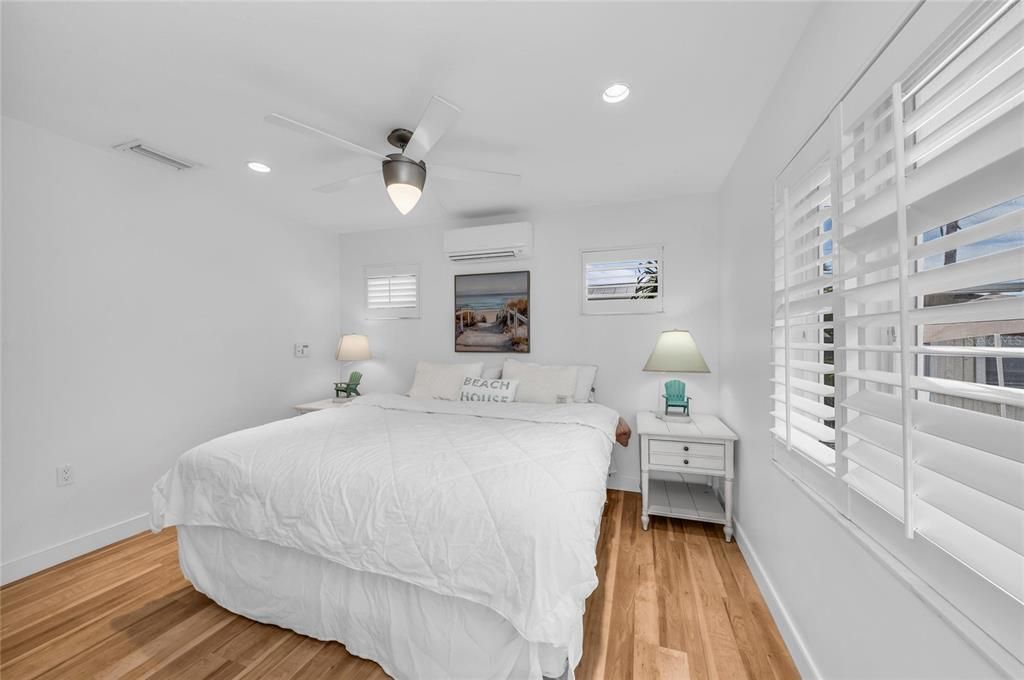 For Sale: $4,200,000 (8 beds, 6 baths, 3503 Square Feet)
