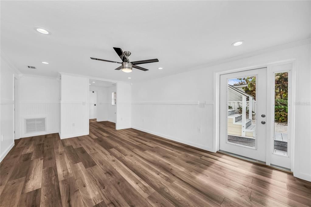 For Sale: $4,200,000 (8 beds, 6 baths, 3503 Square Feet)