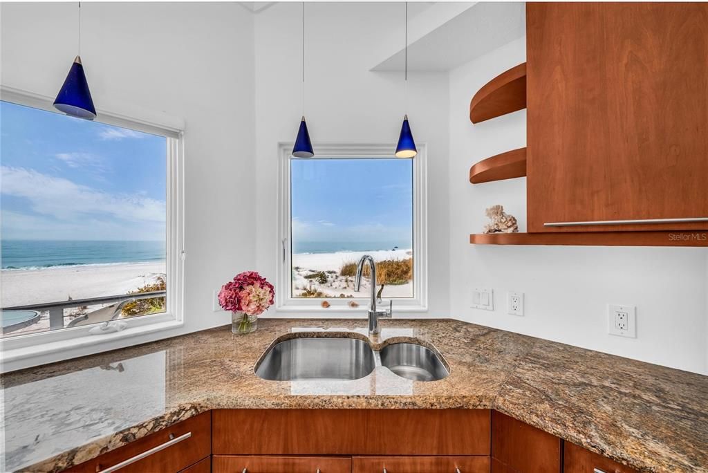For Sale: $4,200,000 (8 beds, 6 baths, 3503 Square Feet)