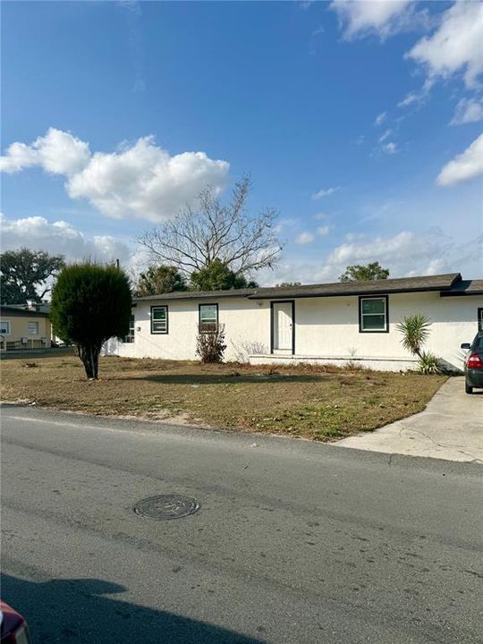 En Venta: $234,900 (3 camas, 0 baños, 1152 Pies cuadrados)