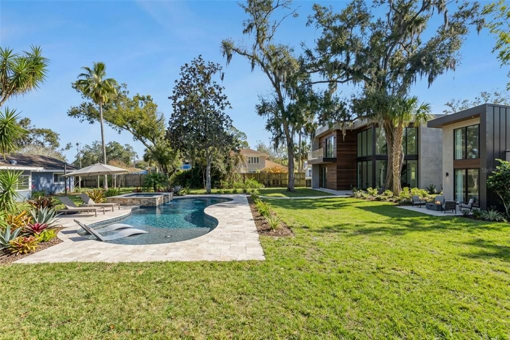 En Venta: $960,000 (3 camas, 2 baños, 2021 Pies cuadrados)