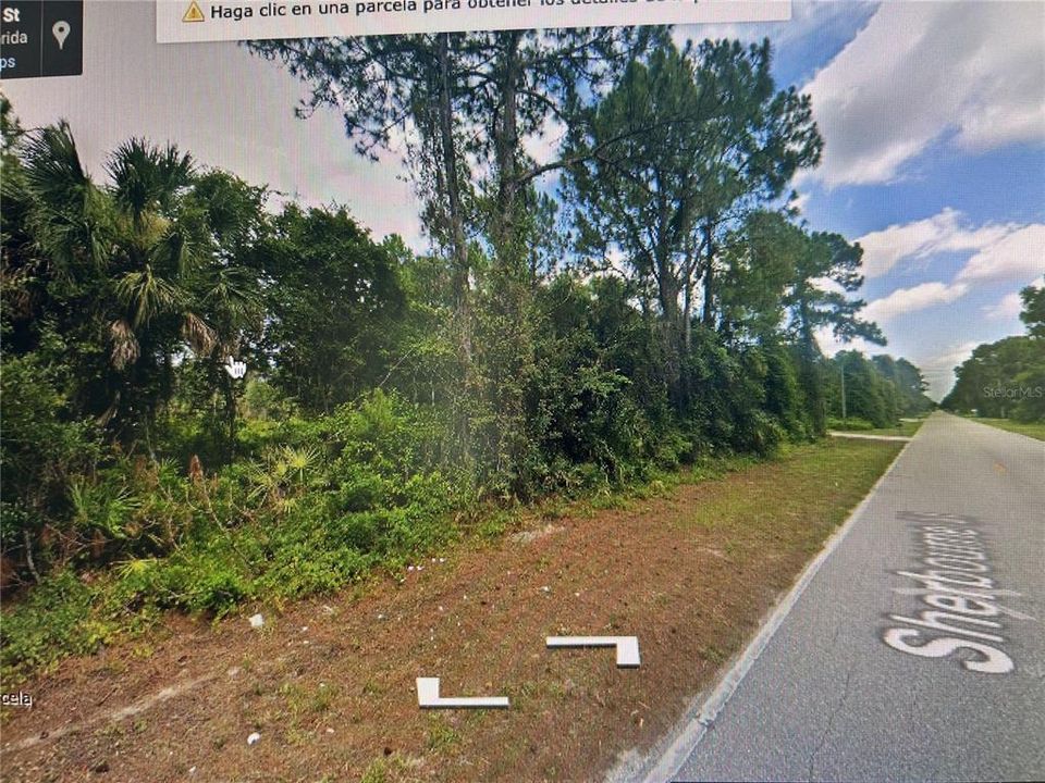 Activo con contrato: $18,000 (0.23 acres)