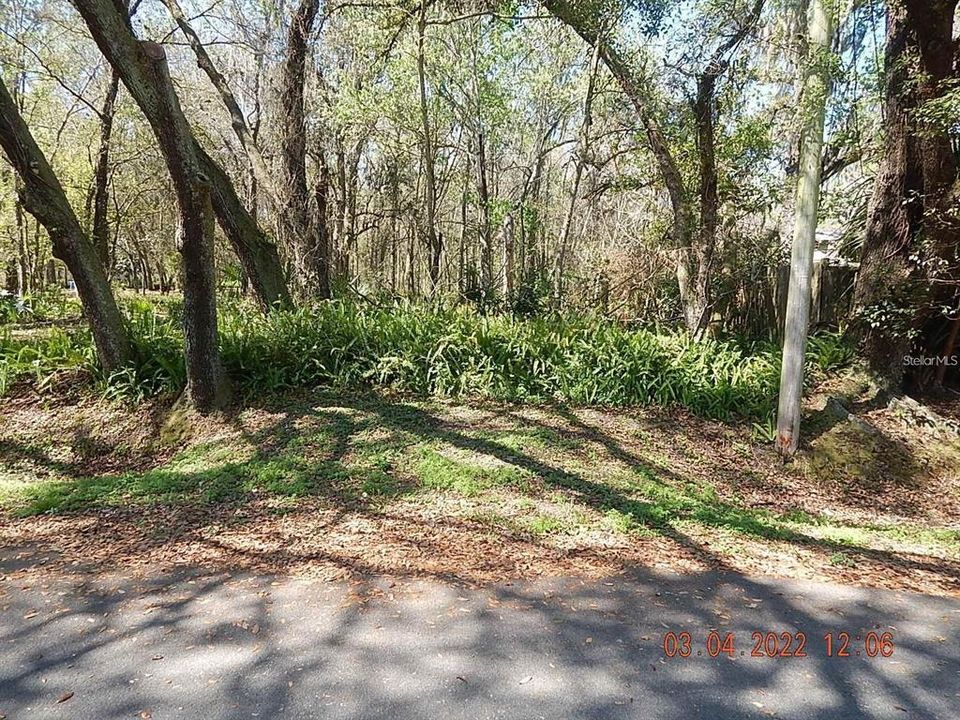 En Venta: $99,900 (1.03 acres)