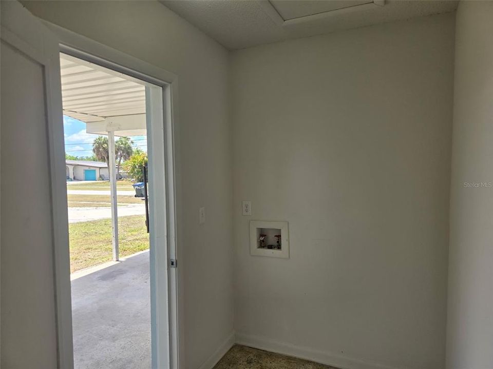 Activo con contrato: $187,500 (3 camas, 1 baños, 1069 Pies cuadrados)