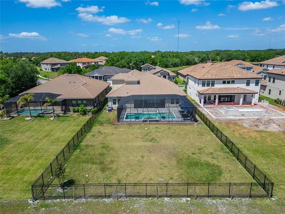 En Venta: $850,000 (5 camas, 4 baños, 3600 Pies cuadrados)