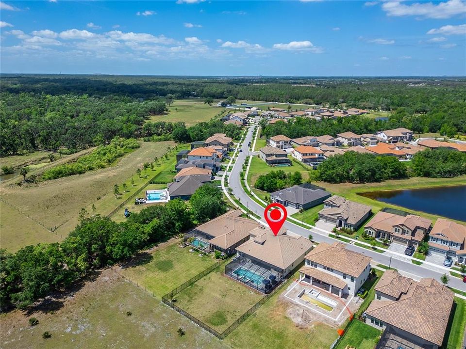 En Venta: $850,000 (5 camas, 4 baños, 3600 Pies cuadrados)
