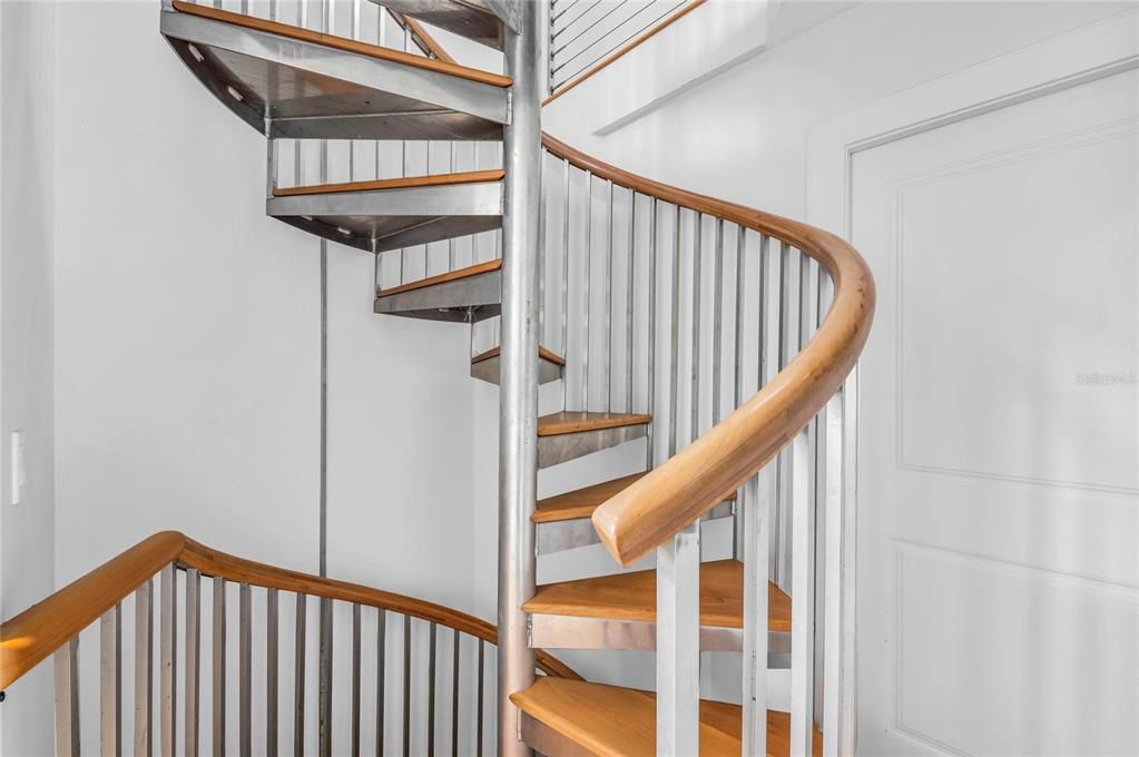 For Sale: $4,200,000 (8 beds, 6 baths, 3503 Square Feet)