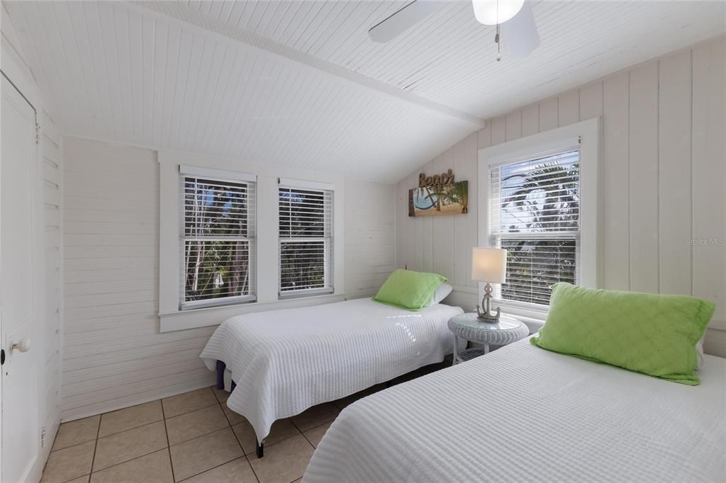 For Sale: $4,200,000 (8 beds, 6 baths, 3503 Square Feet)