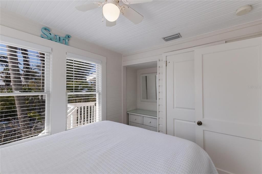 For Sale: $4,200,000 (8 beds, 6 baths, 3503 Square Feet)