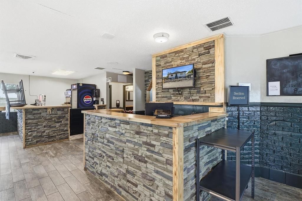 Activo con contrato: $499,900 (0 camas, 0 baños, 1920 Pies cuadrados)