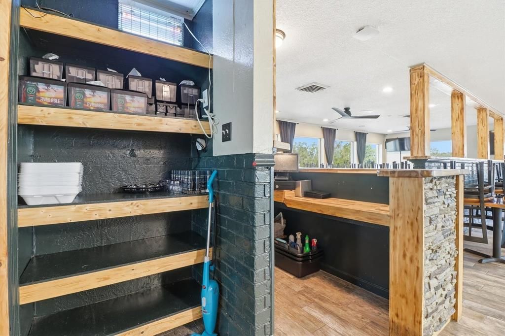 Activo con contrato: $499,900 (0 camas, 0 baños, 1920 Pies cuadrados)
