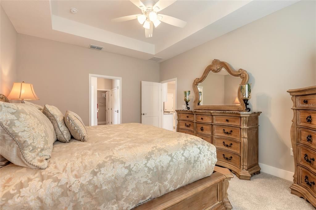Active With Contract: $484,900 (4 beds, 3 baths, 2127 Square Feet)