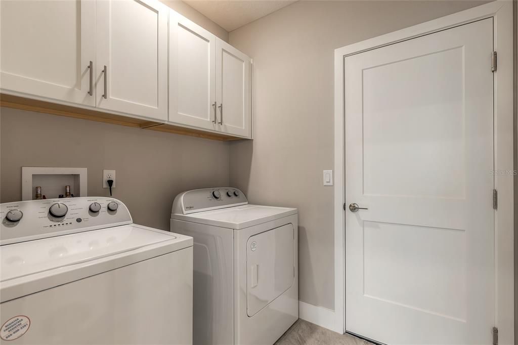 Active With Contract: $484,900 (4 beds, 3 baths, 2127 Square Feet)
