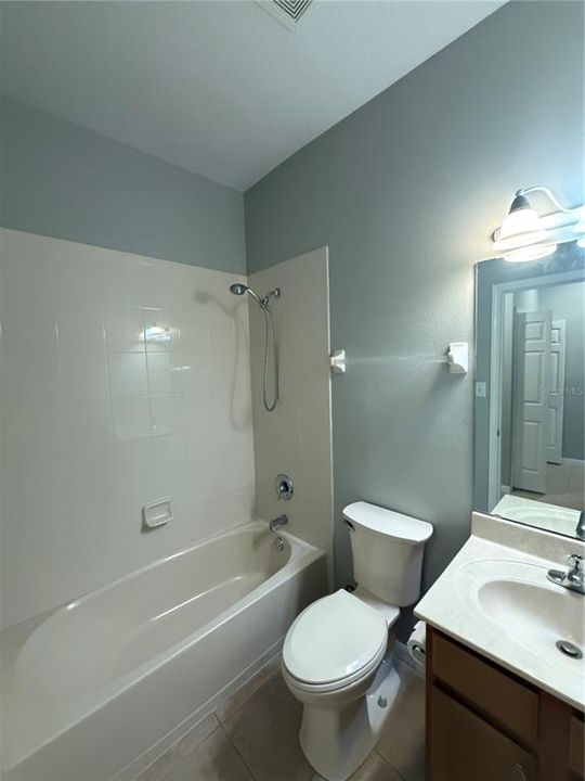 Active With Contract: $2,075 (3 beds, 2 baths, 1210 Square Feet)