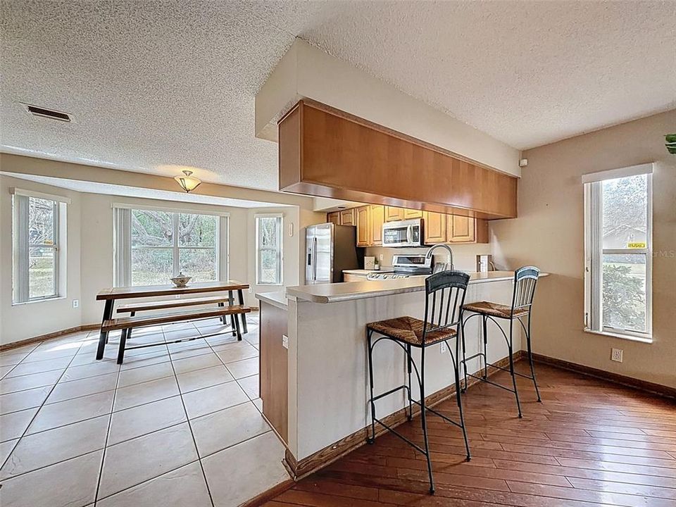 En Venta: $384,999 (3 camas, 3 baños, 2308 Pies cuadrados)