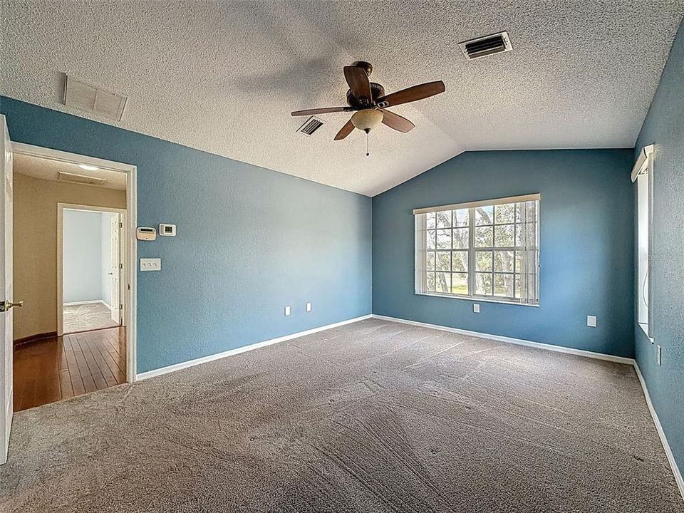 En Venta: $384,999 (3 camas, 3 baños, 2308 Pies cuadrados)