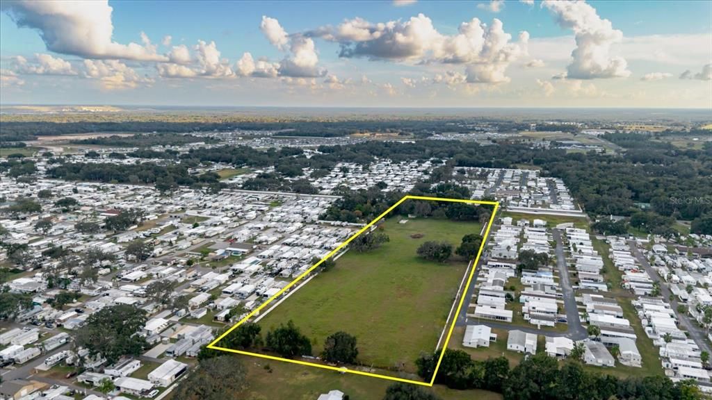 На продажу: $3,900,000 (10.00 acres)