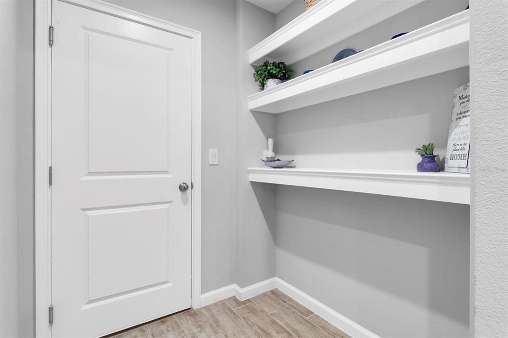 На продажу: $440,000 (3 спален, 2 ванн, 2243 Квадратных фут)