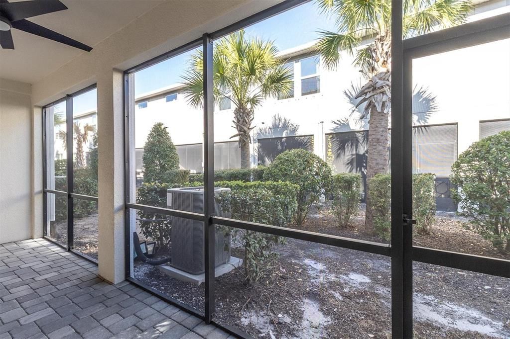 На продажу: $440,000 (3 спален, 2 ванн, 2243 Квадратных фут)