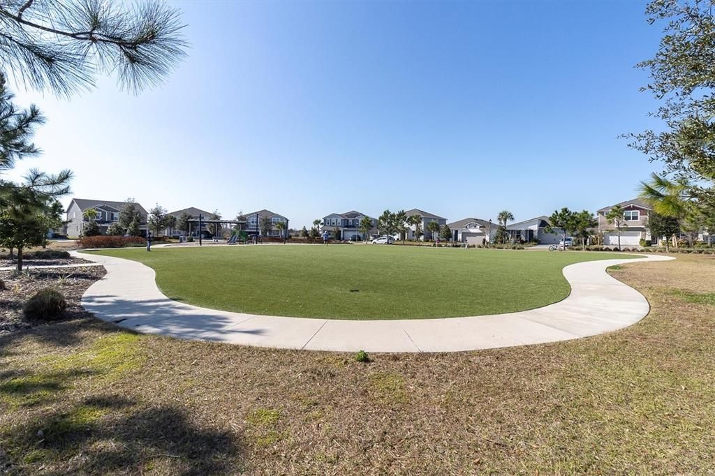 На продажу: $440,000 (3 спален, 2 ванн, 2243 Квадратных фут)