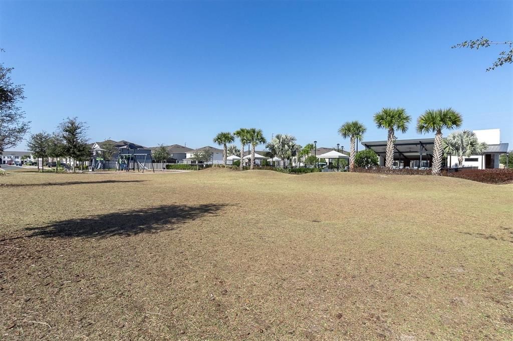 На продажу: $440,000 (3 спален, 2 ванн, 2243 Квадратных фут)