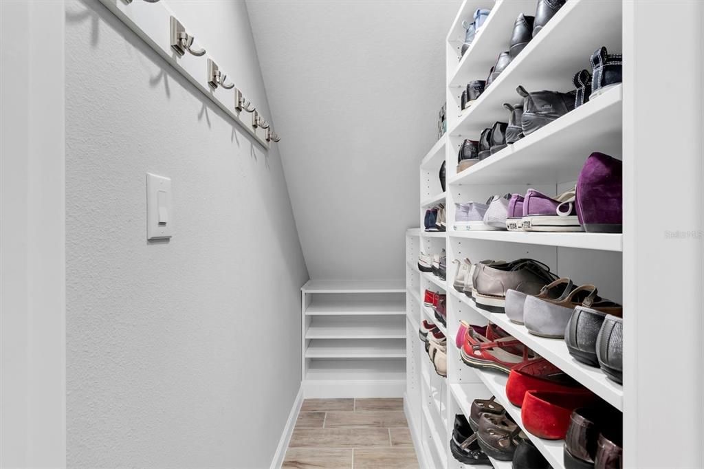 На продажу: $440,000 (3 спален, 2 ванн, 2243 Квадратных фут)